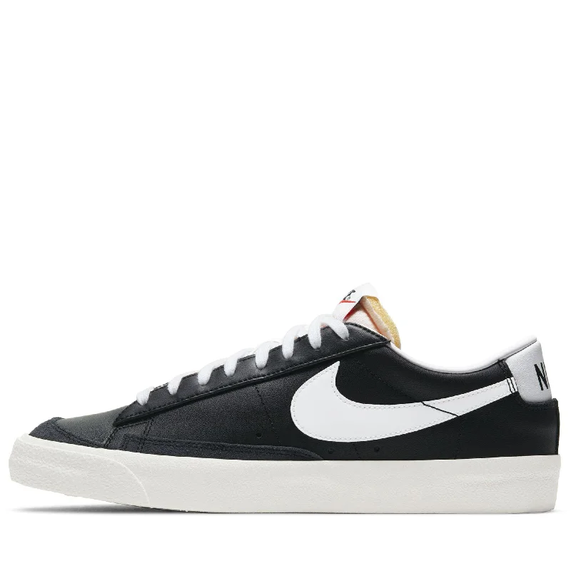 Nike Blazer Low '77 - Black/White