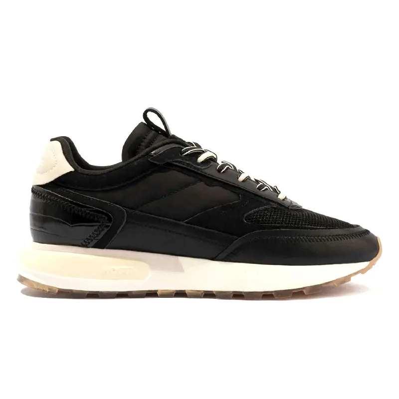 Woodlands Running Style Sneakers In Black